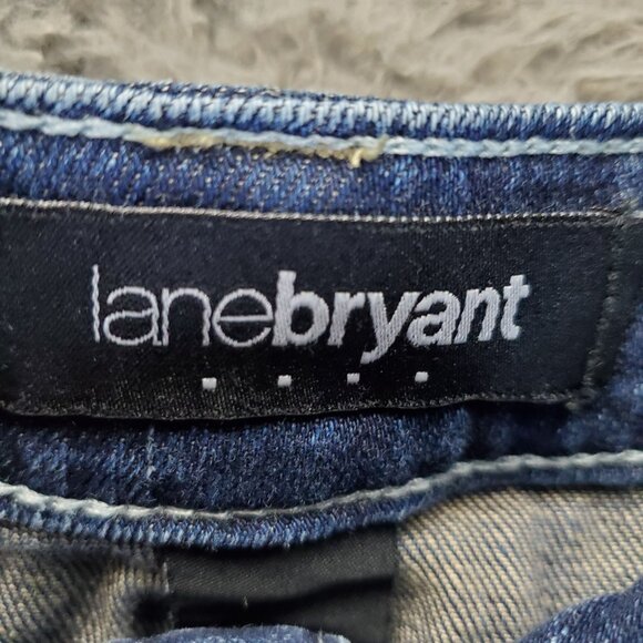 Lane Bryant Shorts Womens 18 Blue Denim Distressed Stretchy Jorts - Picture 2 of 12